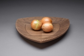 Reuleaux Plate遁形木质果盘设计