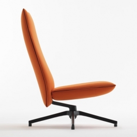 2015-Clerkenwell设计周-采用宽形靠背设计的铝制框架理发椅，各种面料和皮革可供选择