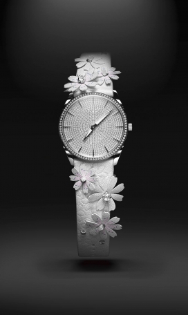 珍珠小牛皮亮片表带加盖母亲花卉图案手表设计-呈现一种超女性化的外观