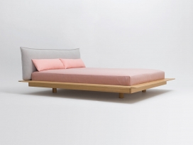 Zeitraum传统日本被褥的沙发床