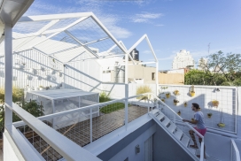 阿根廷35平米自由阳光的白色露台