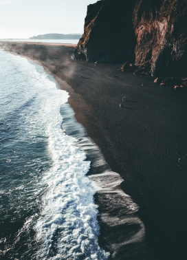 壮观的海岸线沙滩