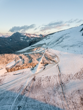 滑雪场风景图