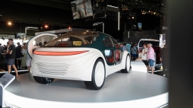 Heatherwick Studio 在古德伍德速度节上推出 Airo 原型概念车