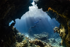 海底潜水探秘摄影师